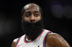 19分2助真燃尽了！快船第四节26分 哈登上场后的23分全部与他相关